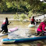 paddlers lors d'une collecte de déchets à Londres