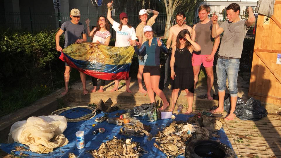 Photo de groupes des participants &agrave; la collecte de d&eacute;chets de Joinville