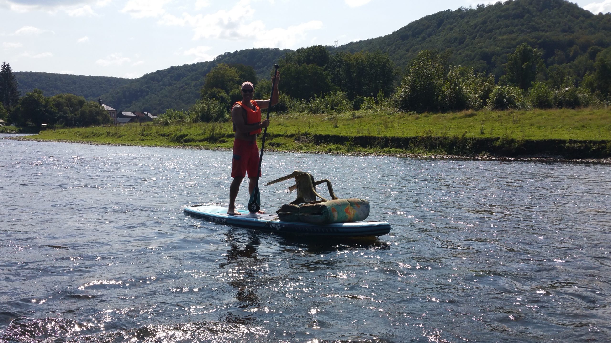 Descente de la Semoy en SUP & collecte de d&eacute;chets - Fondation Watertrek